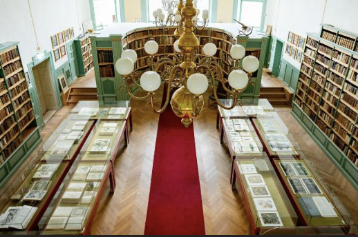 Missa inte en unik boksamling och ett unikt bibliotek!